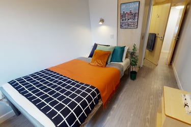 iQ Grosvenor House Student Halls, 21-23 Newarke Street, City Centre, Leicester, LE1 5SP - Image 2